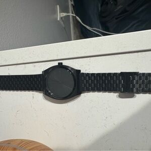 Nixon watch